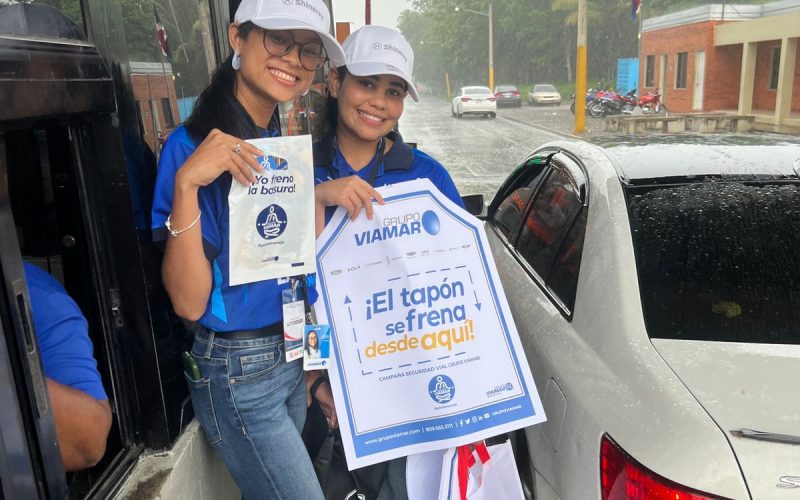 Grupo Viamar lleva la Campaña de Seguridad Vial "Yo Me Manejo" al Peaje Naranjal.