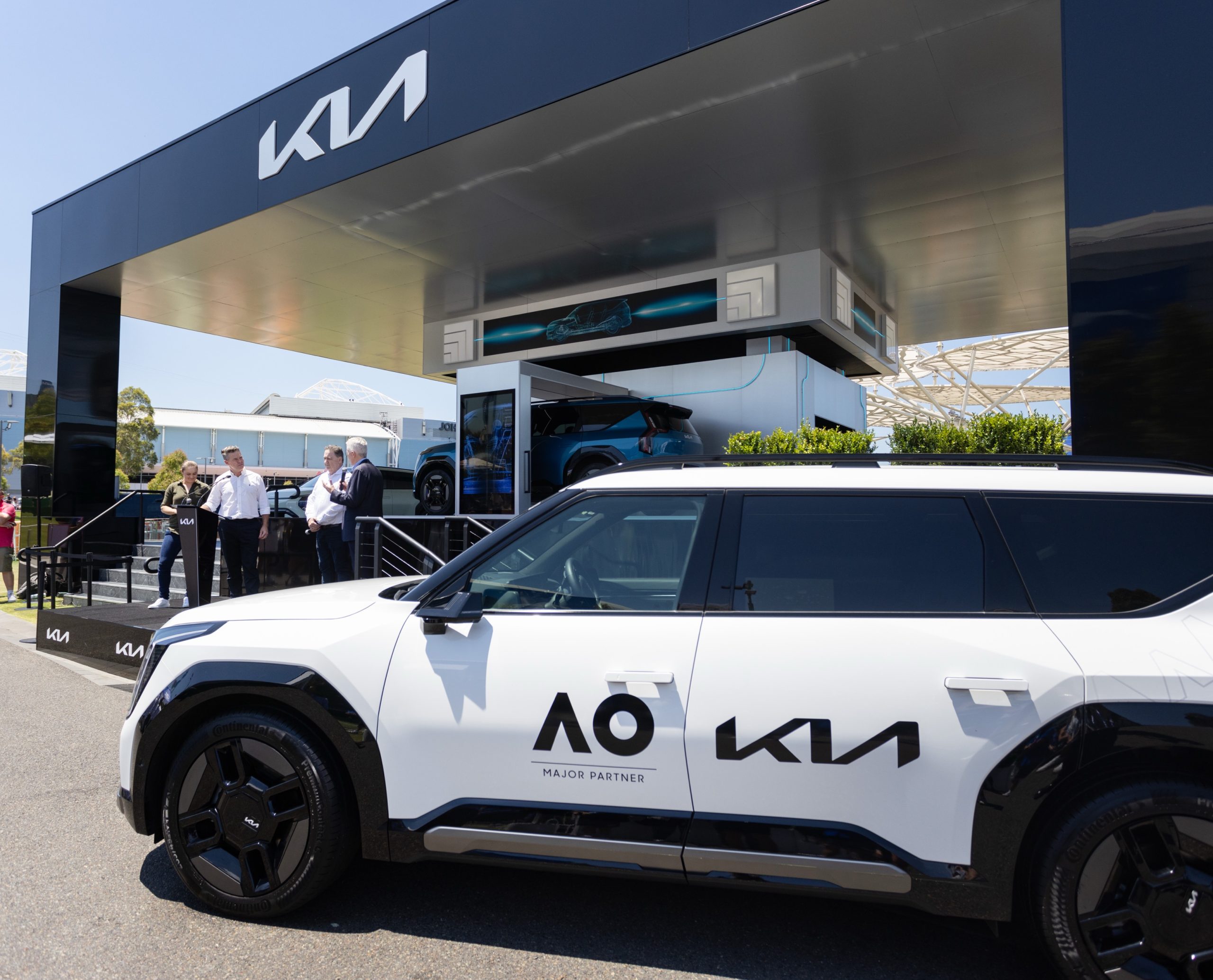 Kia 'electrificará' el Australia Open 2025 con vehículos eléctricos e híbridos