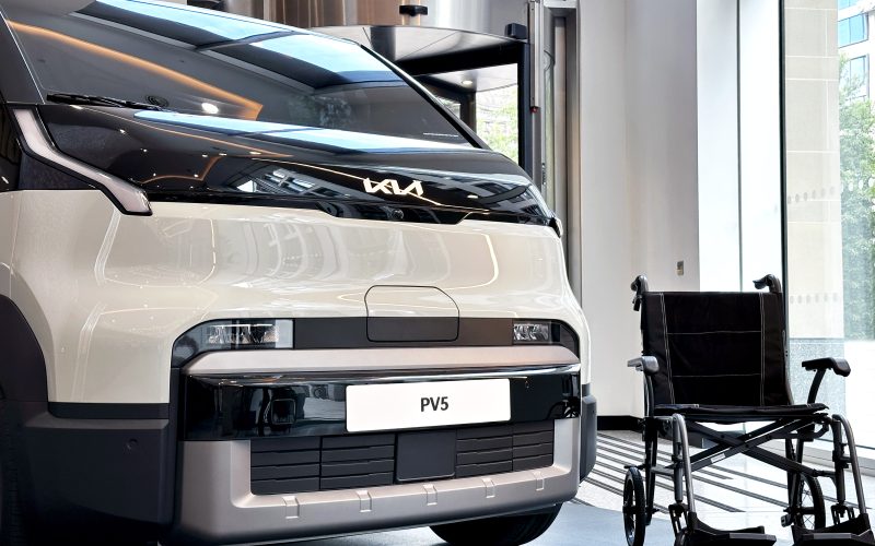 Presentamos Kia PV5 WAV: una nueva era de vehículos eléctricos accesibles para sillas de ruedas.