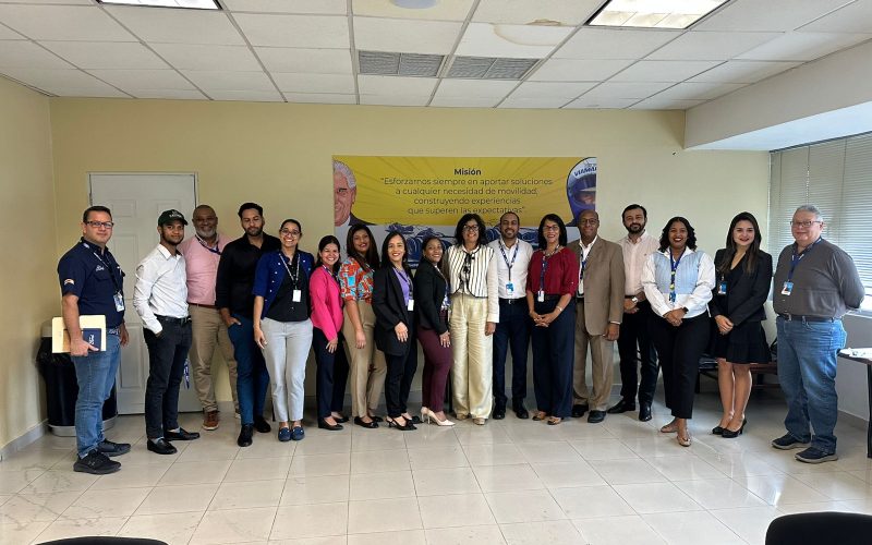 Grupo Viamar impulsa el trabajo en equipo con la charla “Los secretos de los equipos imparables”