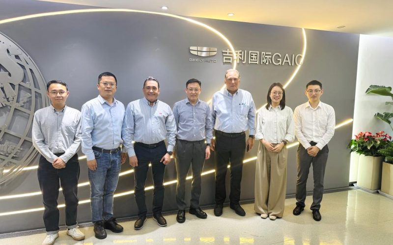 Grupo Viamar fortalece su alianza con Geely Holding en visita oficial a China