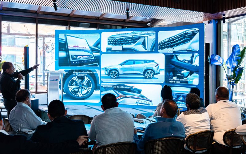 Geely presenta su nuevo modelo Cityray a su red de dealers