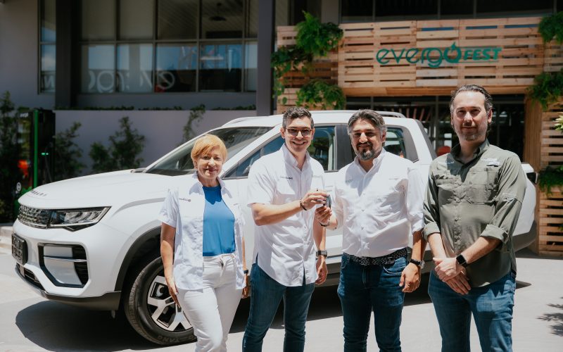 Riddara refuerza su liderazgo en movilidad eléctrica con la entrega de 18 unidades 4×4 a CEPM durante el Evergo Fest 2025