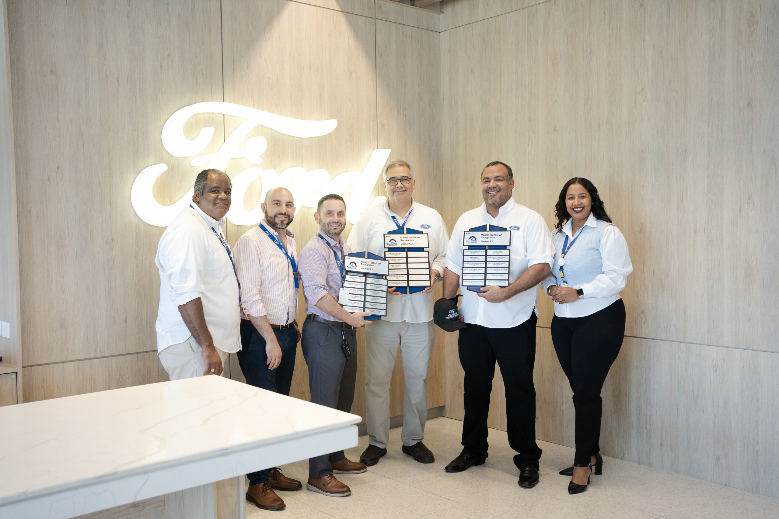 Grupo Viamar es reconocido por Ford Motor Company como el único en la región con la certificación Master Technician Recognition.