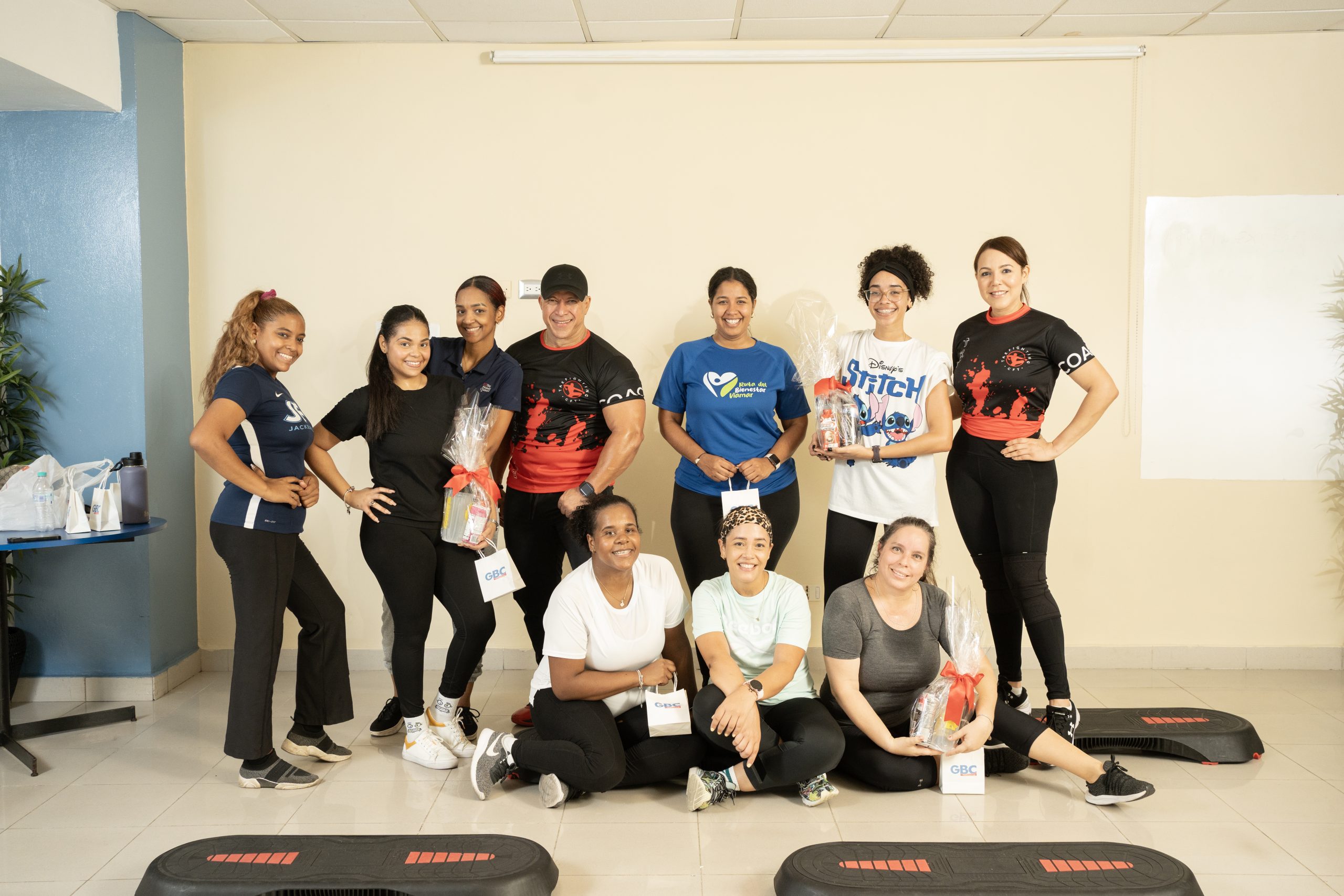 Grupo Viamar impulsa el bienestar de sus colaboradores con jornada de Step Workout.