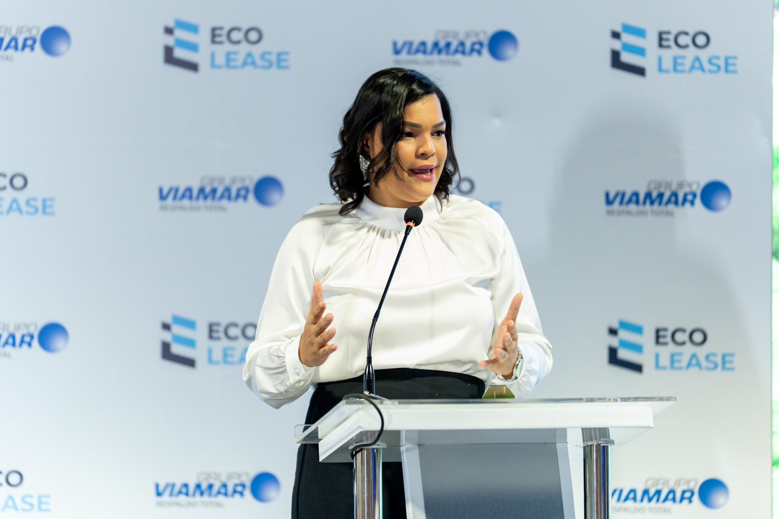 Ecolase impulsa charla transformadora sobre innovación, liderazgo y evolución empresarial en colaboración con Grupo Viamar.