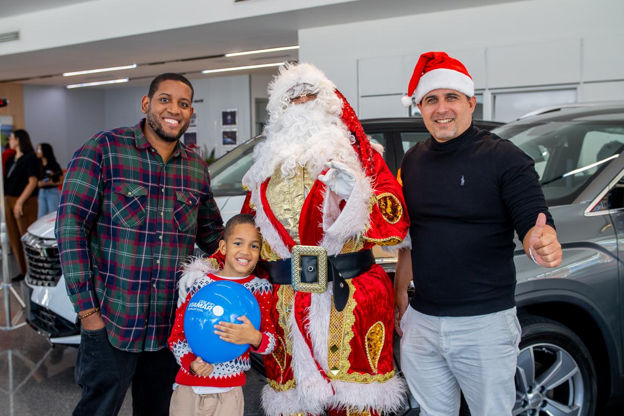 Geely celebra la temporada navideña con “Ugly Sweater Season” junto a sus invitados