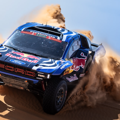 El arma de Carlos Sainz, Nani Roma y Ford para el Dakar 2026: Así es el Ford Raptor T1+ Evo