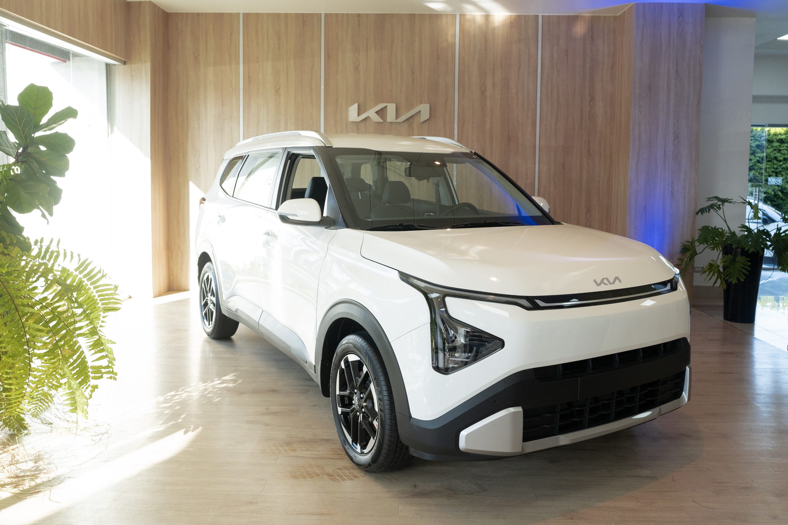 Kia Dominicana presenta la nueva Kia Carens 2026 en un encuentro exclusivo