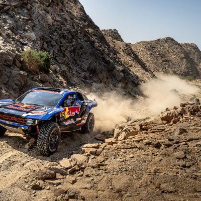 FORD RACING CONQUISTA UN DOBLE PODIO EN EL RALLY DAKAR 2026
