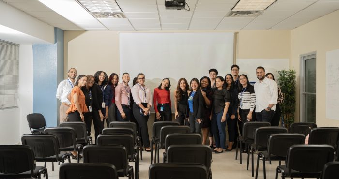 Grupo Viamar fortalece el bienestar de sus colaboradores con charla sobre autocuidado y hábitos saludables.