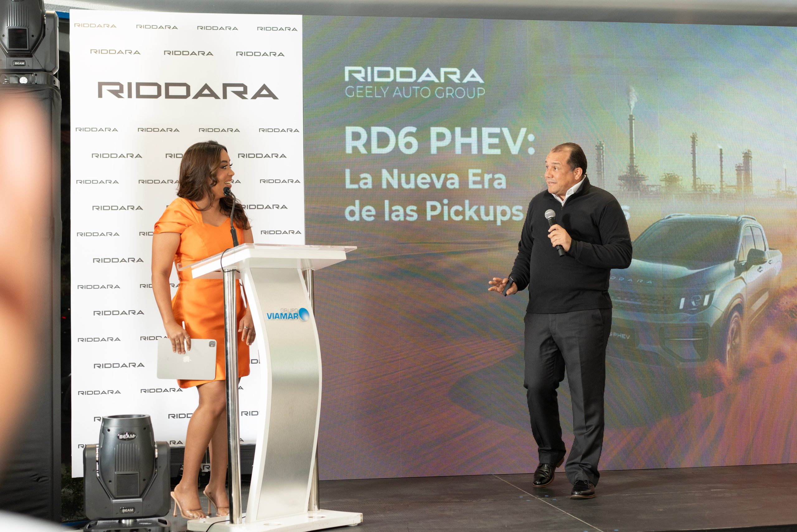 Grupo Viamar introduce la Riddara R6 4×4 en su nueva versión híbrida y enchufable.