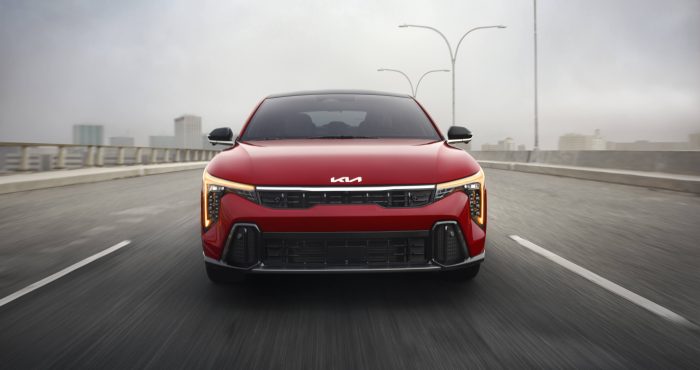 KIA K4 GANA EL PREMIO MOTORWEEK DRIVERS' CHOICE 2026 PARA EL MEJOR AUTO FAMILIAR