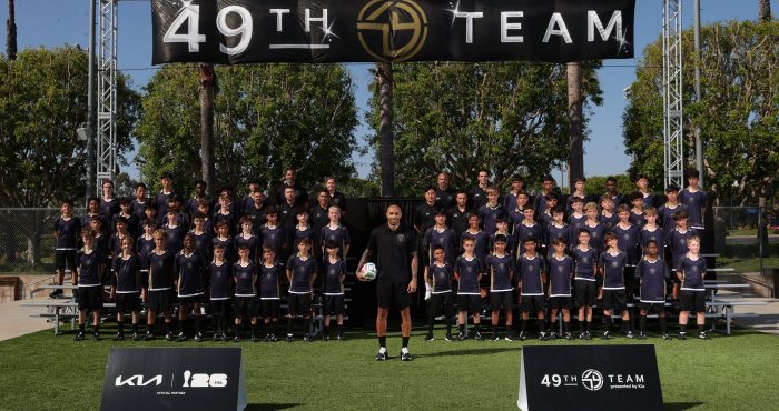 Kia reúne a jóvenes jugadores de fútbol de todo el mundo en la Kia OMBC Cup 2026™