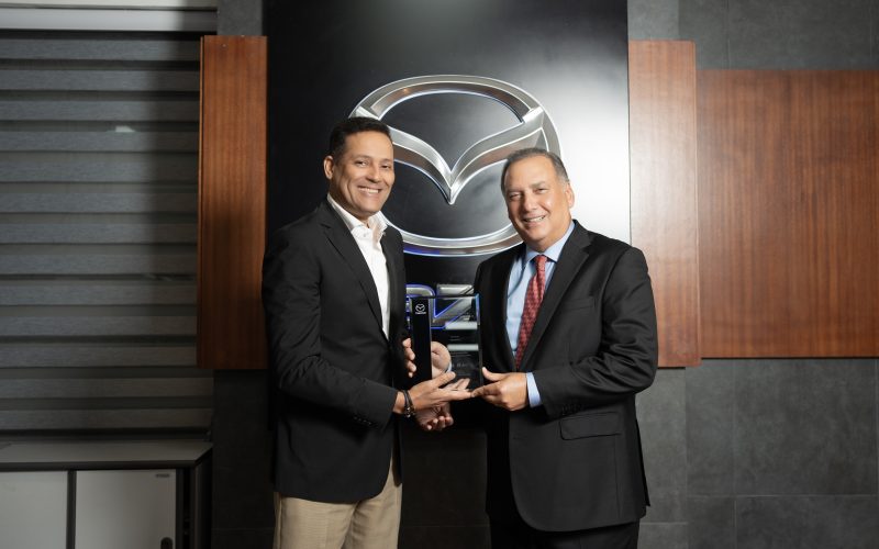 MAZDA DOMINICANA RECIBE RECONOCIMIENTO INTERNACIONAL POR SU CRECIMIENTO EN VENTAS