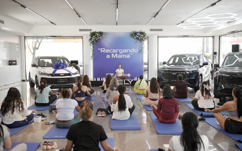 Geely Dominicana celebra a sus madres con la experiencia “Recargando a Mamá”
